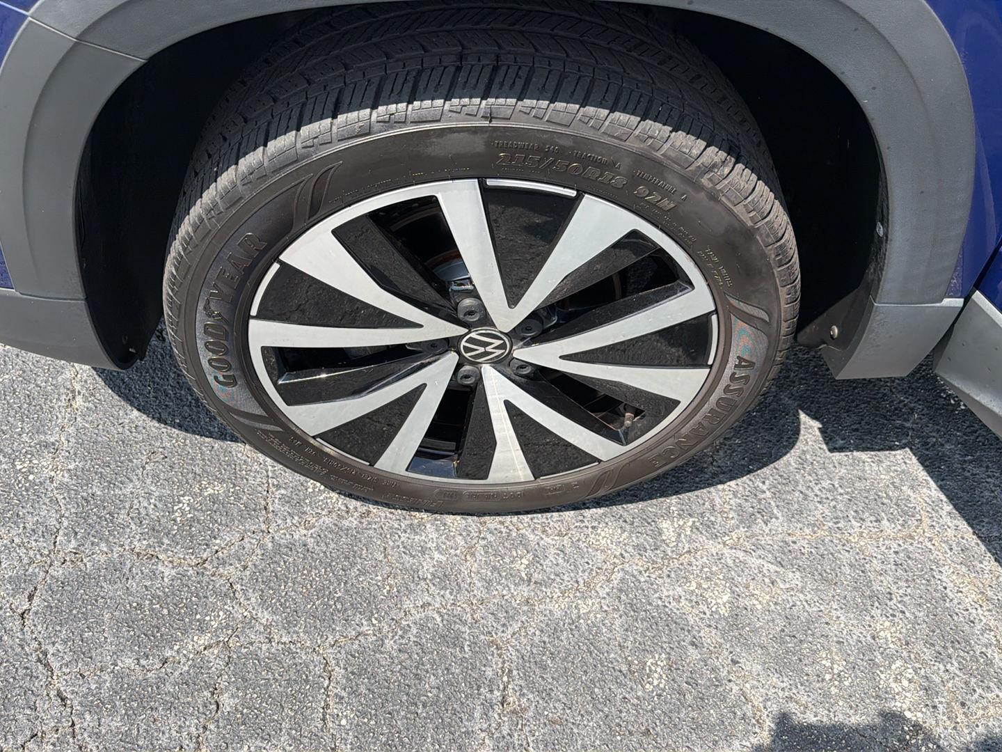Used 2022 Volkswagen Taos SUV
