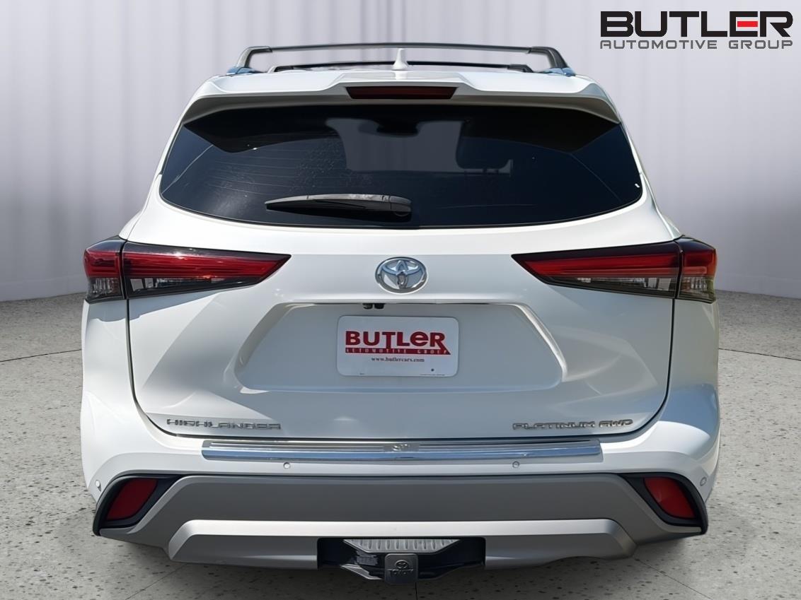 Used 2020 Toyota Highlander SUV