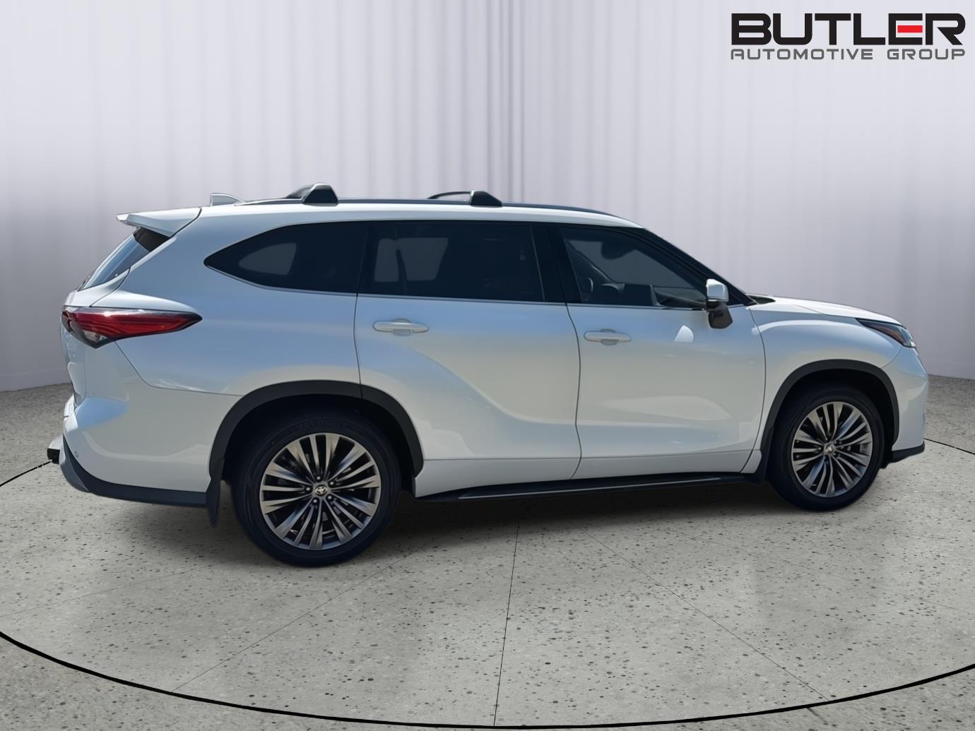 Used 2020 Toyota Highlander SUV