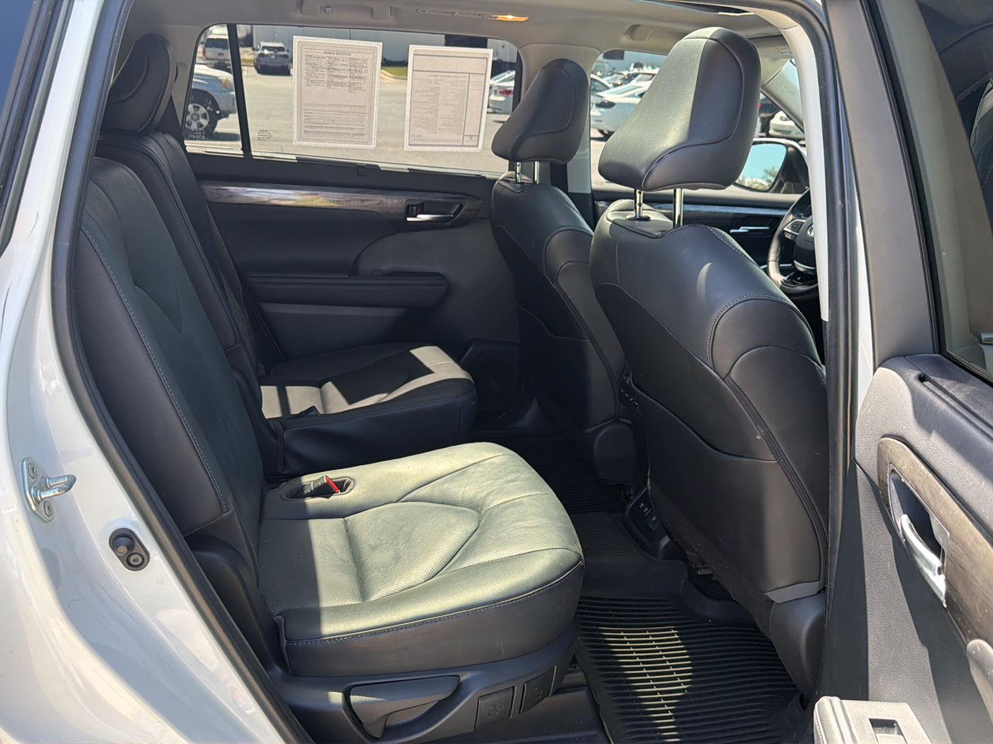 Used 2020 Toyota Highlander SUV