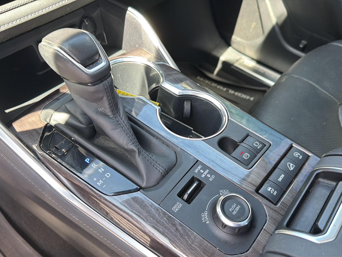 Used 2020 Toyota Highlander SUV
