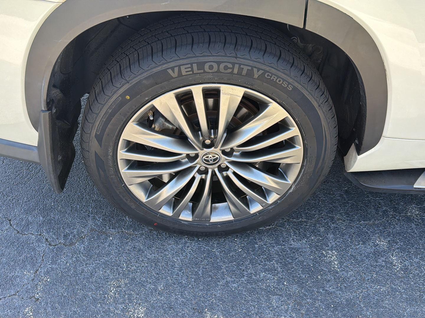 Used 2020 Toyota Highlander SUV