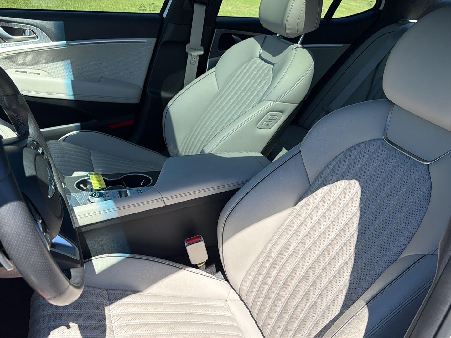 Used 2023 Genesis G70 Sedan