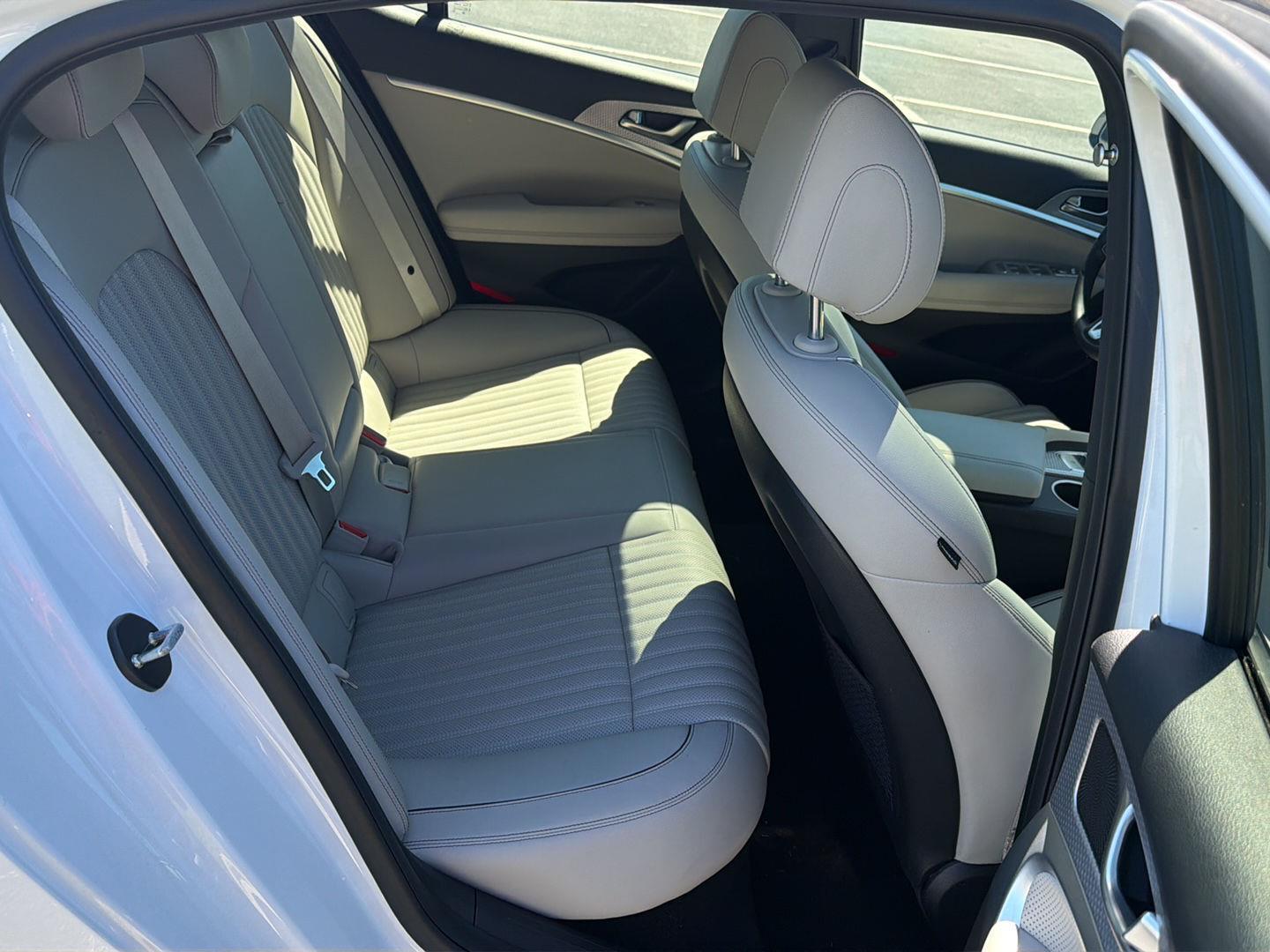 Used 2023 Genesis G70 Sedan