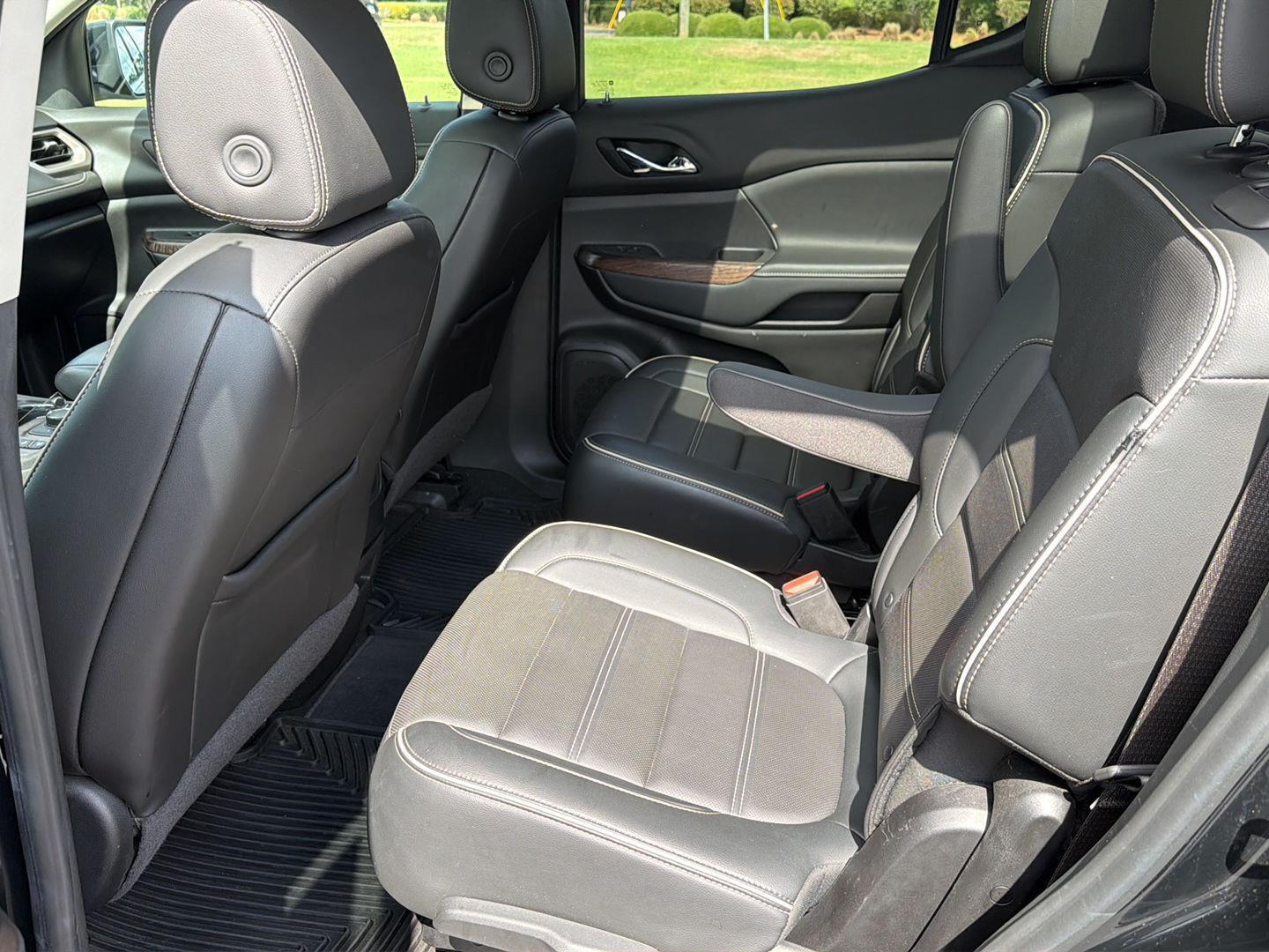 Used 2021 GMC Acadia Sedan