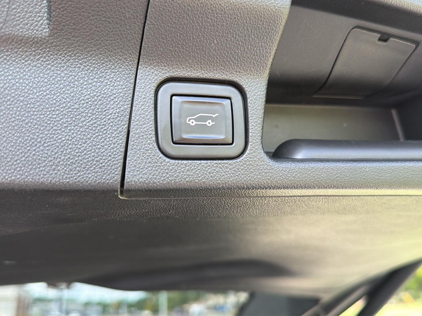 Used 2021 GMC Acadia Sedan