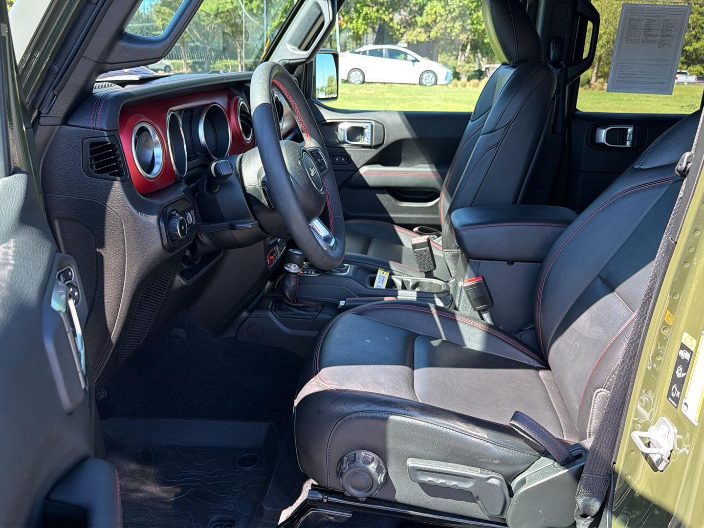 Used 2023 Jeep Wrangler SUV