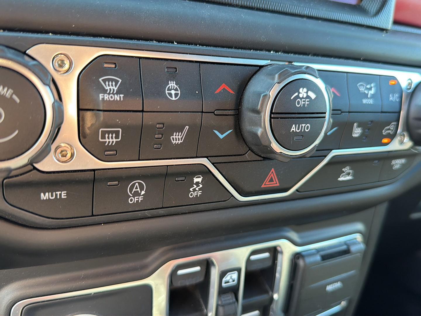 Used 2023 Jeep Wrangler SUV