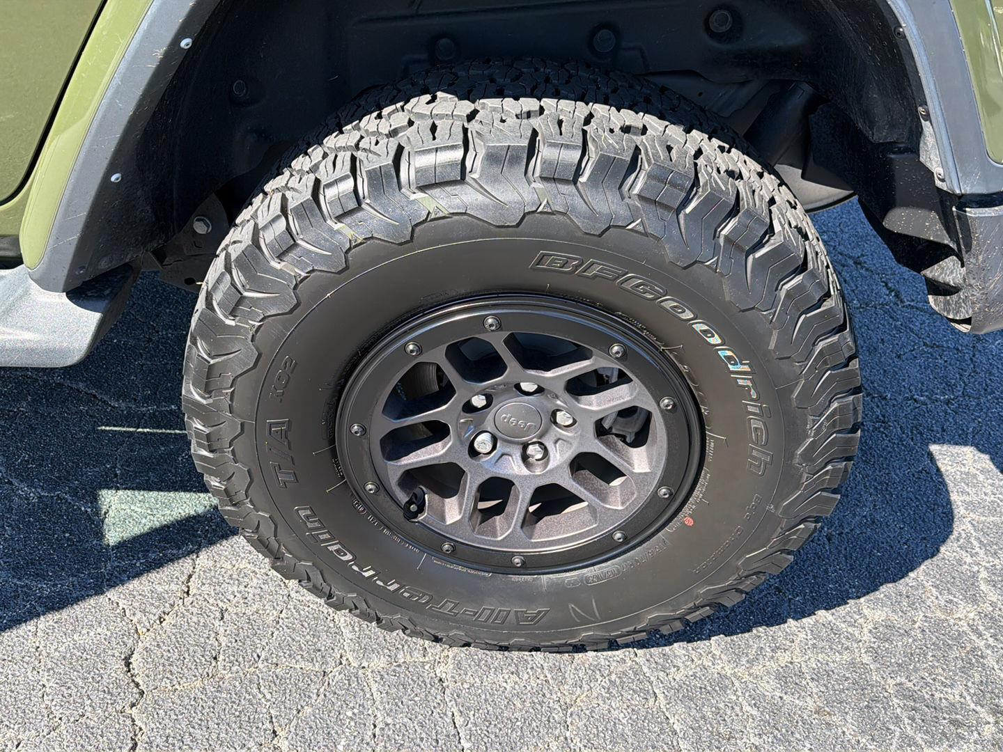 Used 2023 Jeep Wrangler SUV