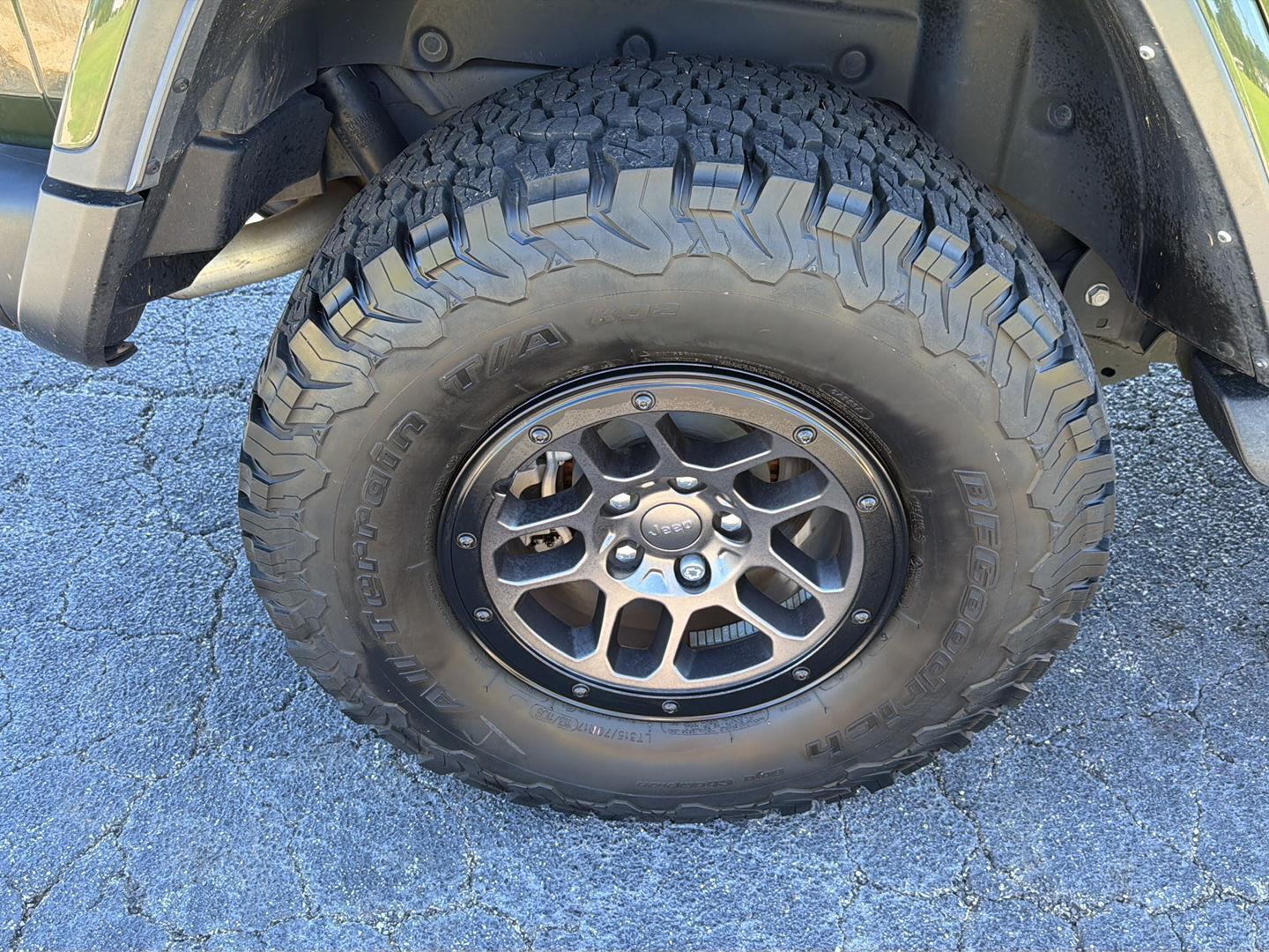 Used 2023 Jeep Wrangler SUV