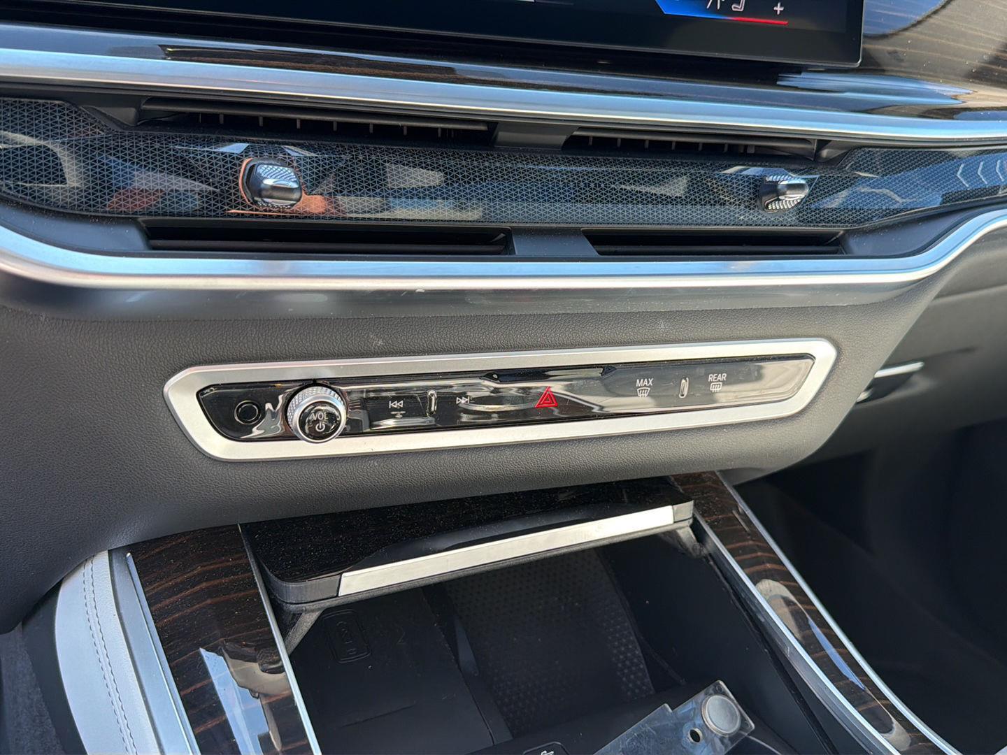 Used 2024 BMW X5 Sedan