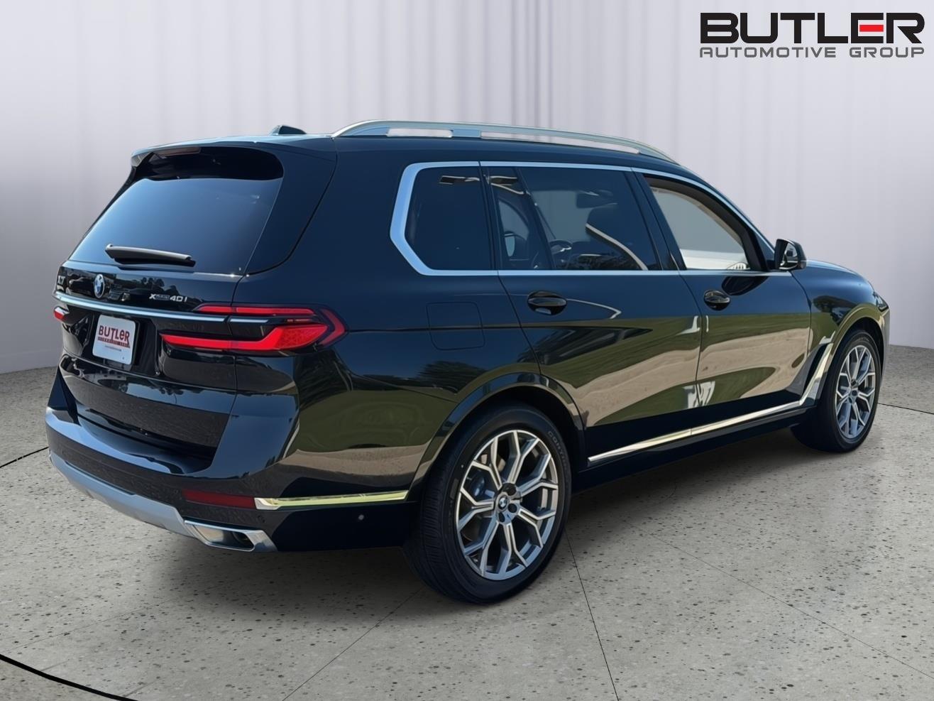 Used 2024 BMW X7 Sedan