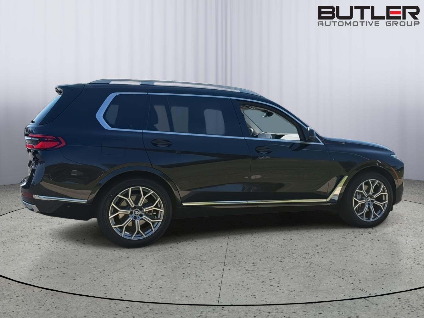 Used 2024 BMW X7 Sedan