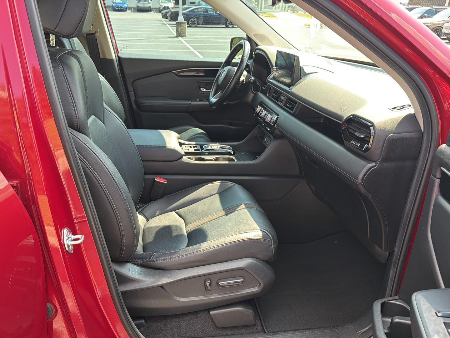 Used 2024 Honda Pilot SUV