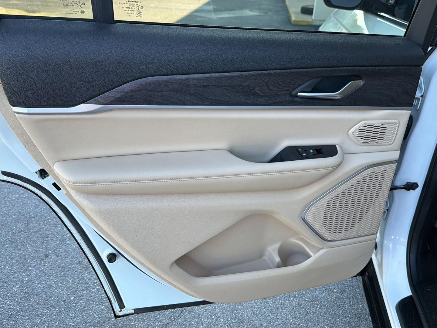 Used 2021 Jeep Grand Cherokee L SUV