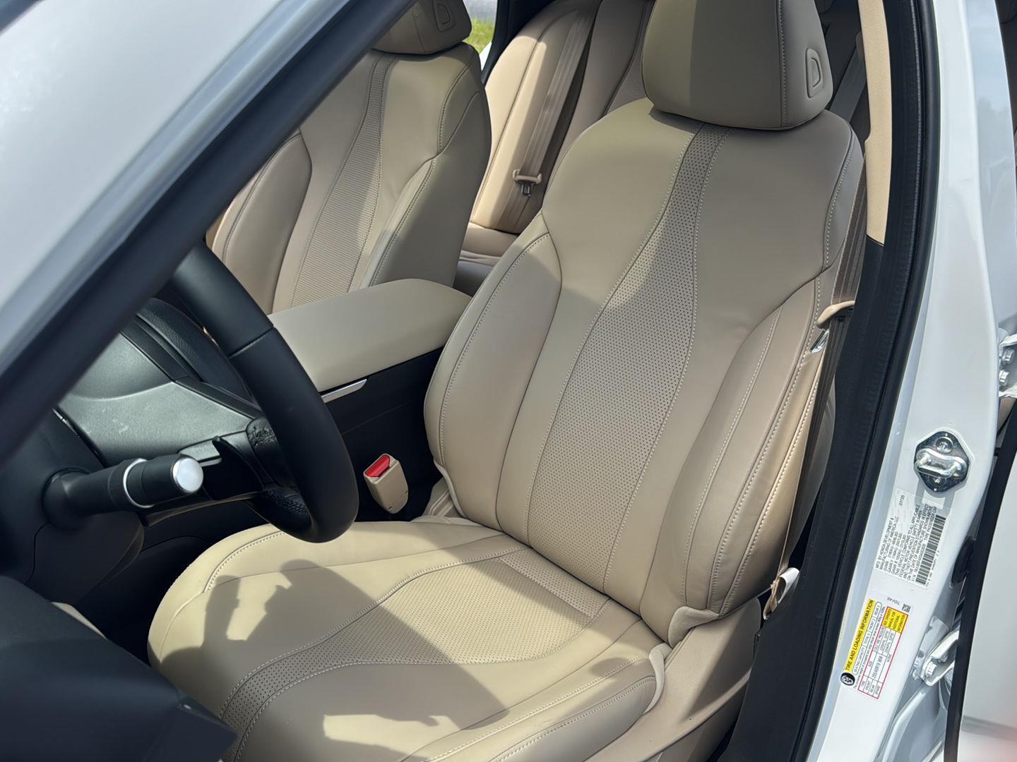 Used 2025 Acura TLX Sedan