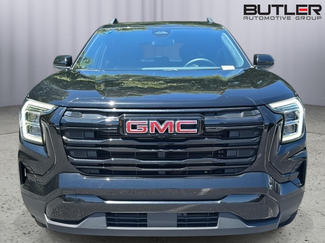Used 2025 GMC Terrain SUV