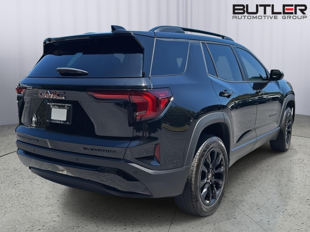 Used 2025 GMC Terrain SUV