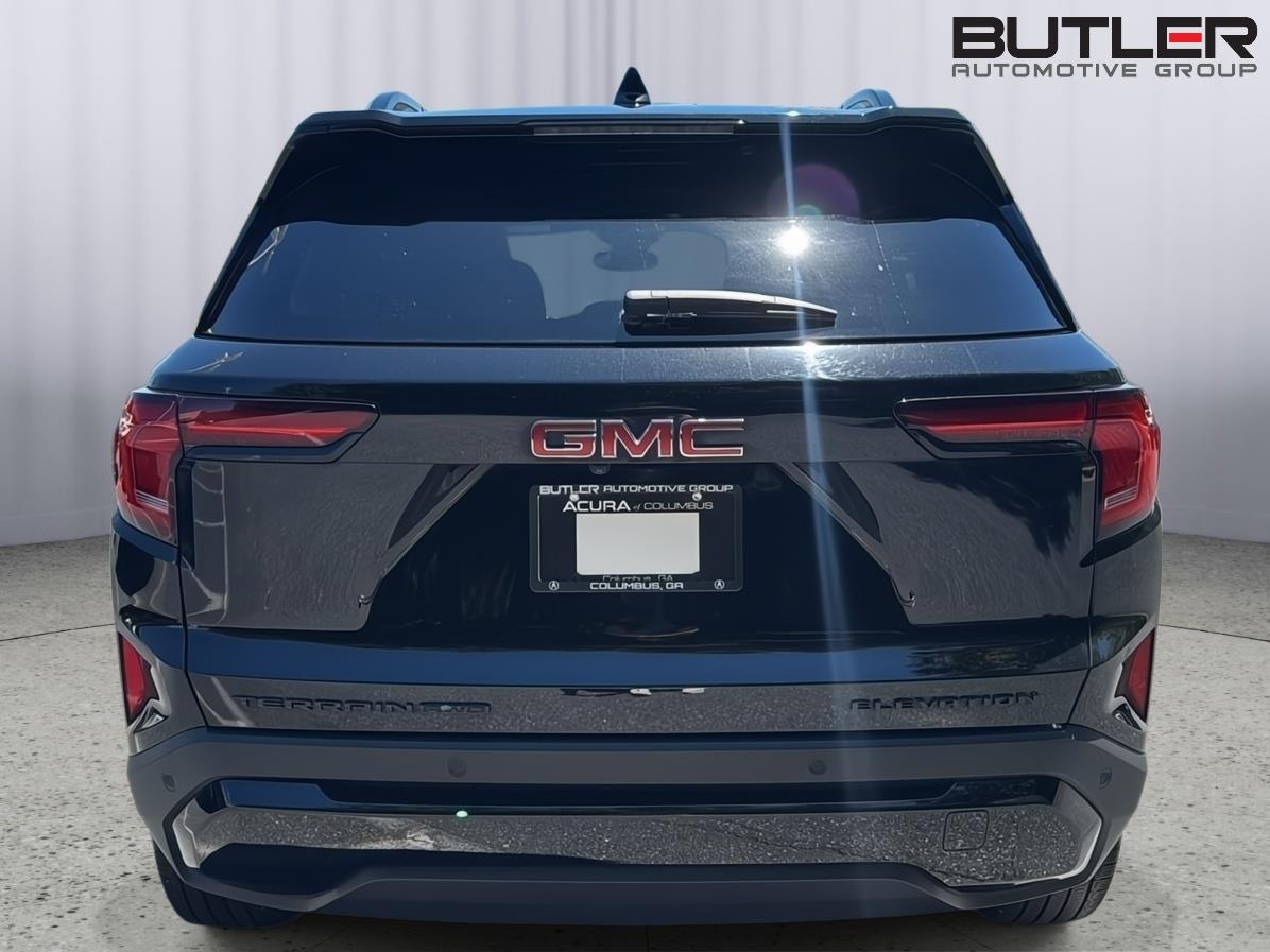 Used 2025 GMC Terrain SUV