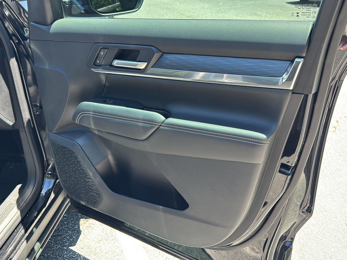 Used 2025 GMC Terrain SUV