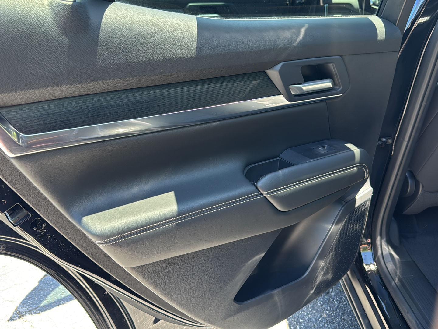 Used 2025 GMC Terrain SUV