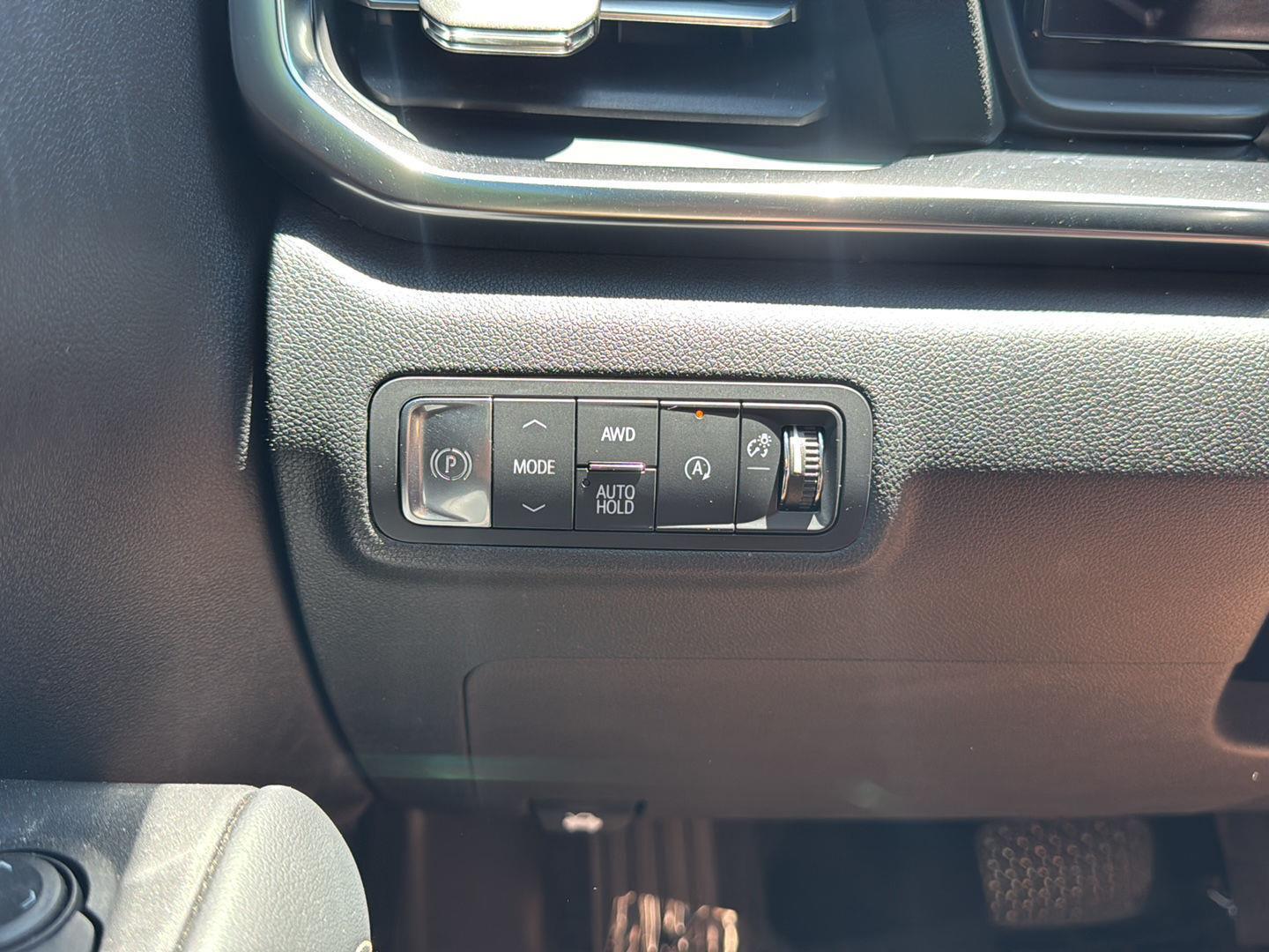 Used 2025 GMC Terrain SUV