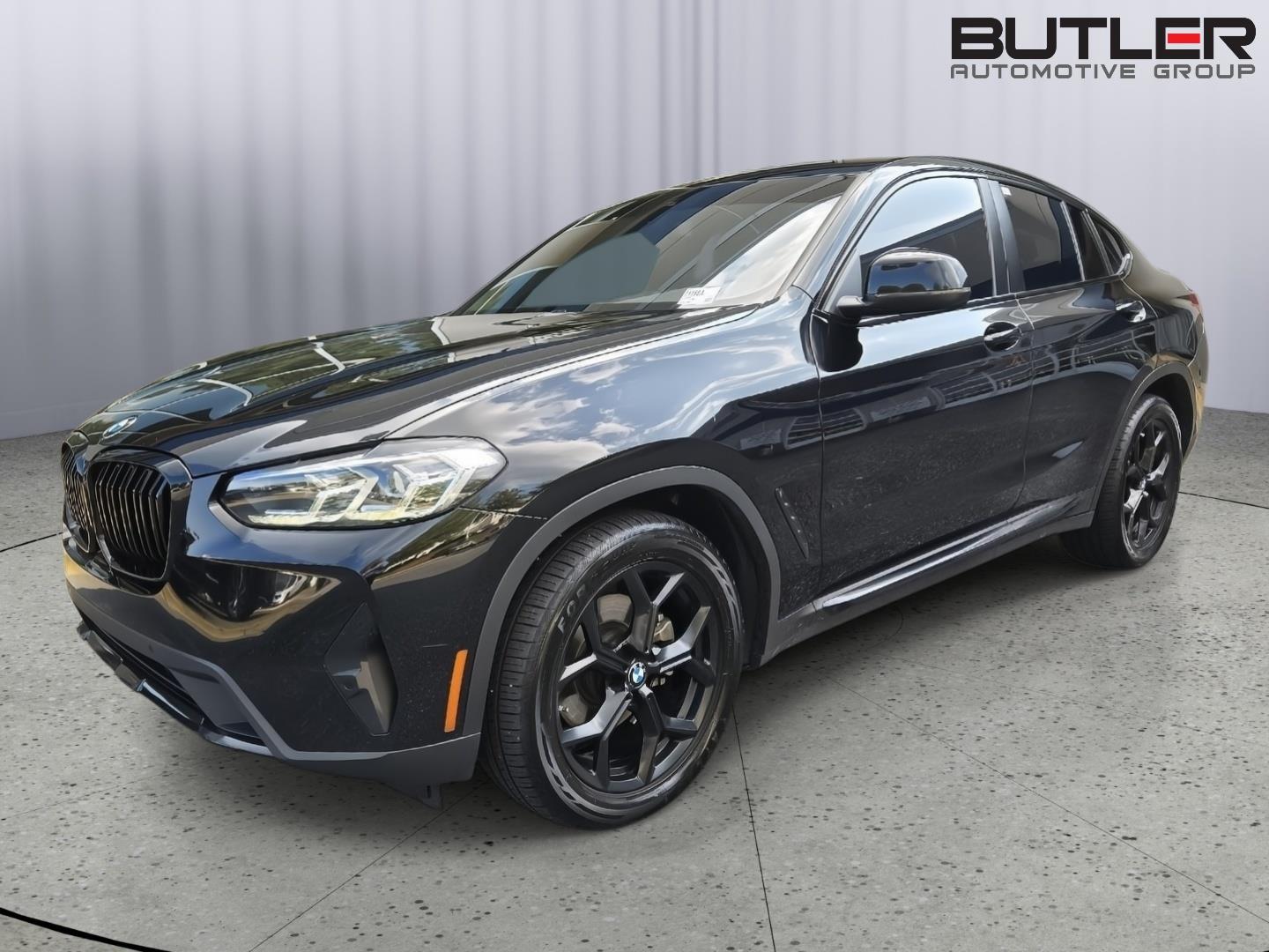 2022 BMW X4 xDrive30i AWD