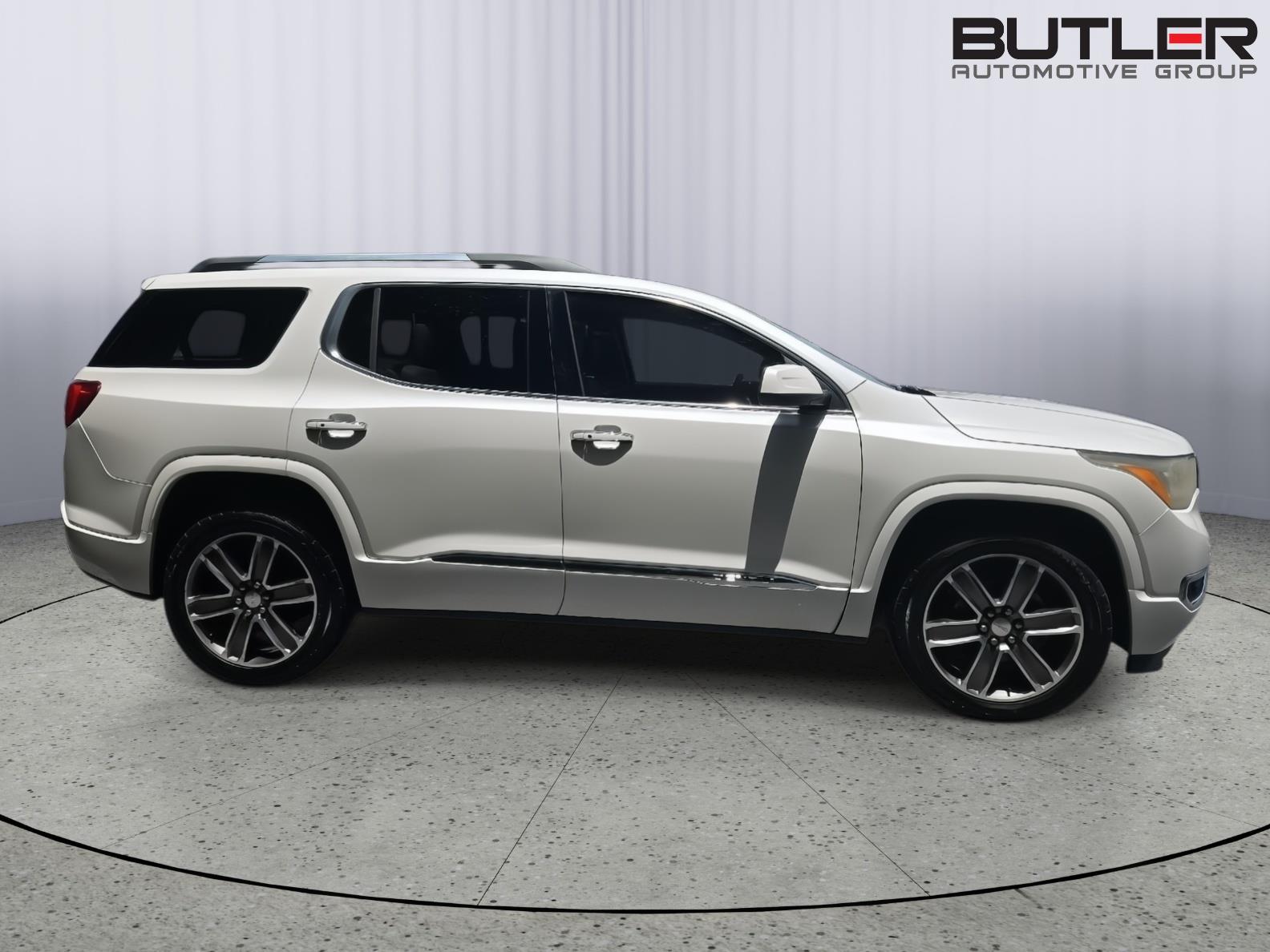 Used 2019 GMC Acadia Sedan