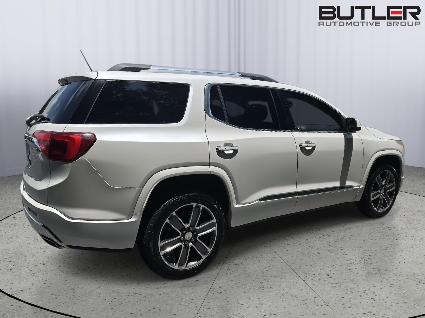 Used 2019 GMC Acadia Sedan