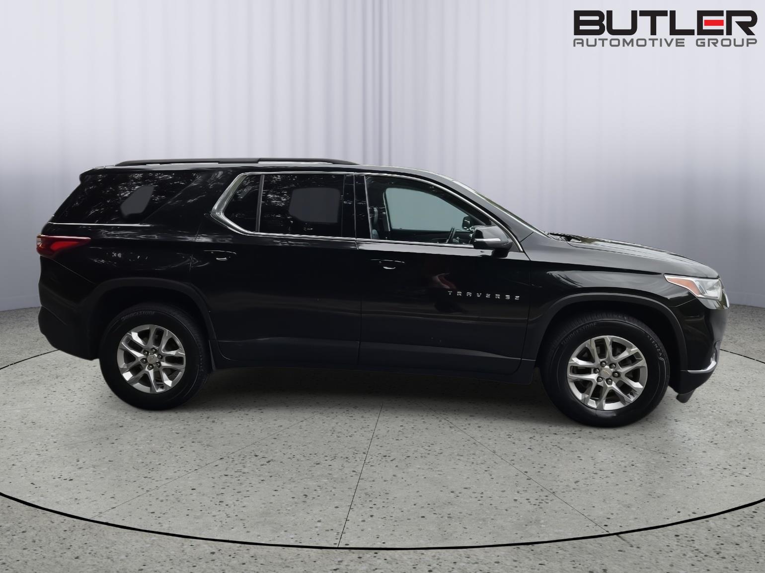 Used 2021 Chevrolet Traverse SUV