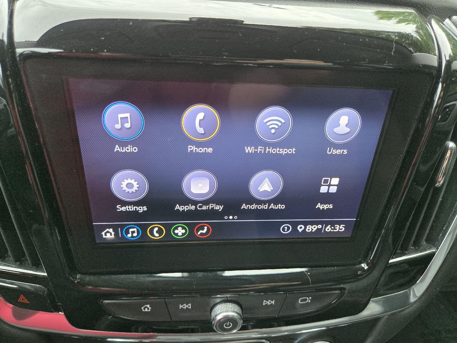 Used 2021 Chevrolet Traverse SUV