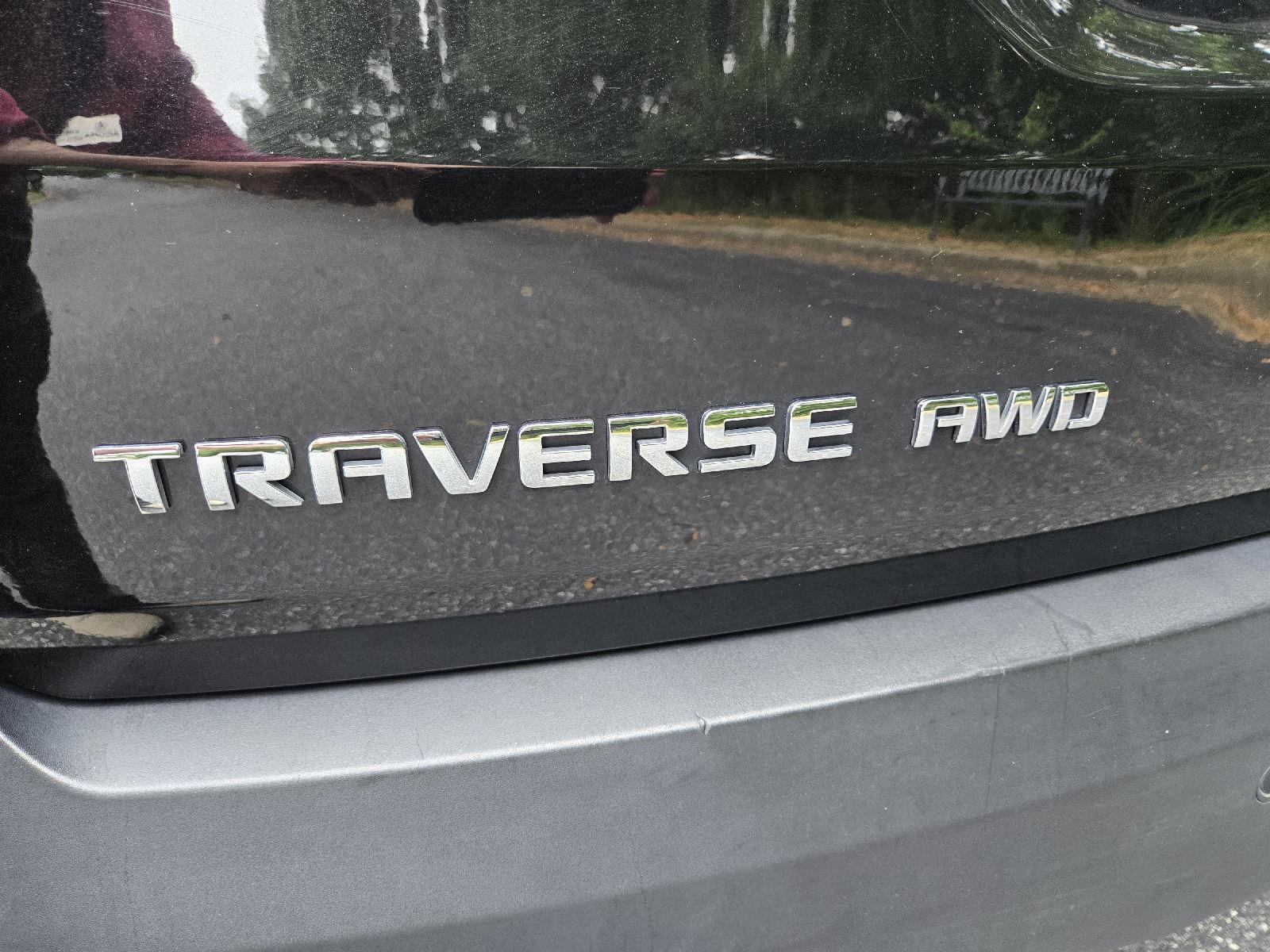 Used 2021 Chevrolet Traverse SUV