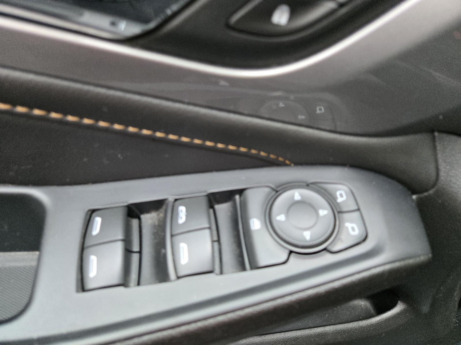 Used 2021 Chevrolet Traverse SUV