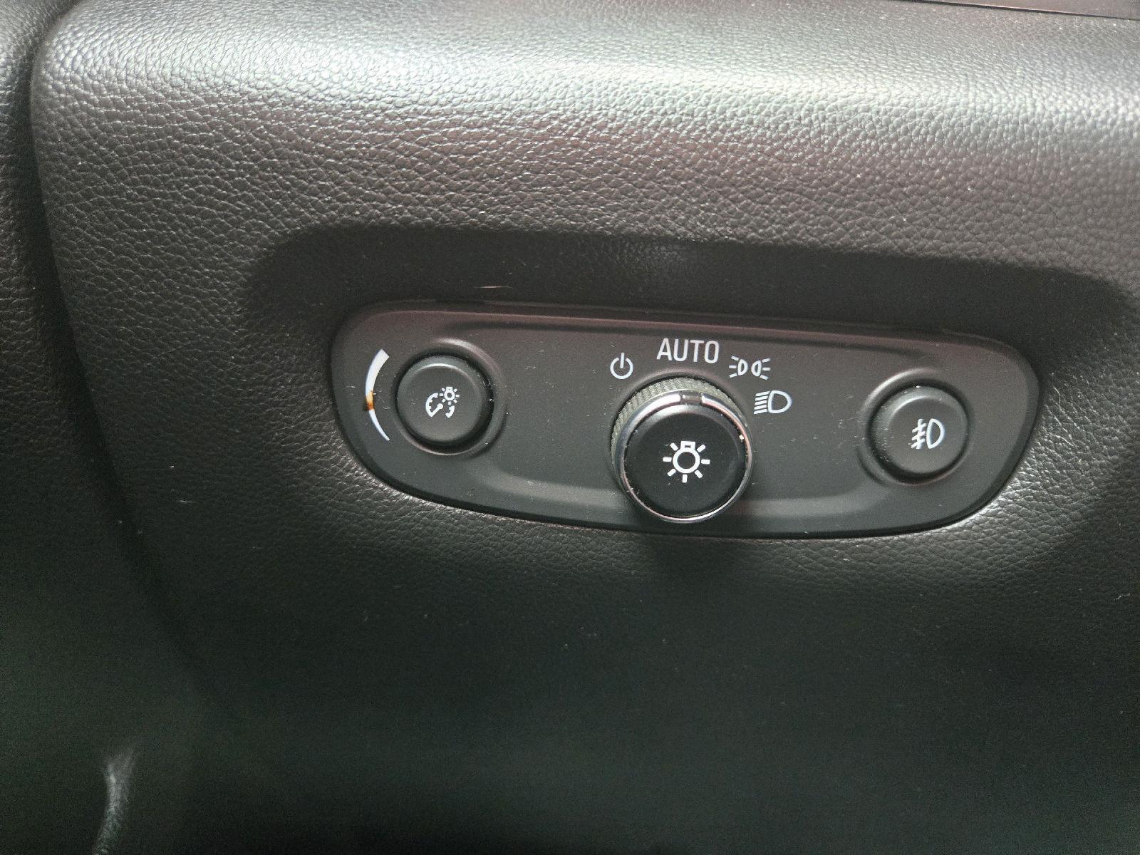 Used 2021 Chevrolet Traverse SUV