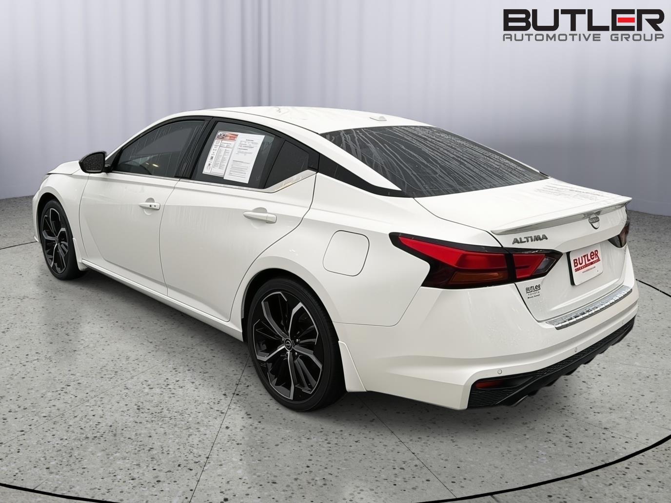 Used 2023 Nissan Altima Sedan