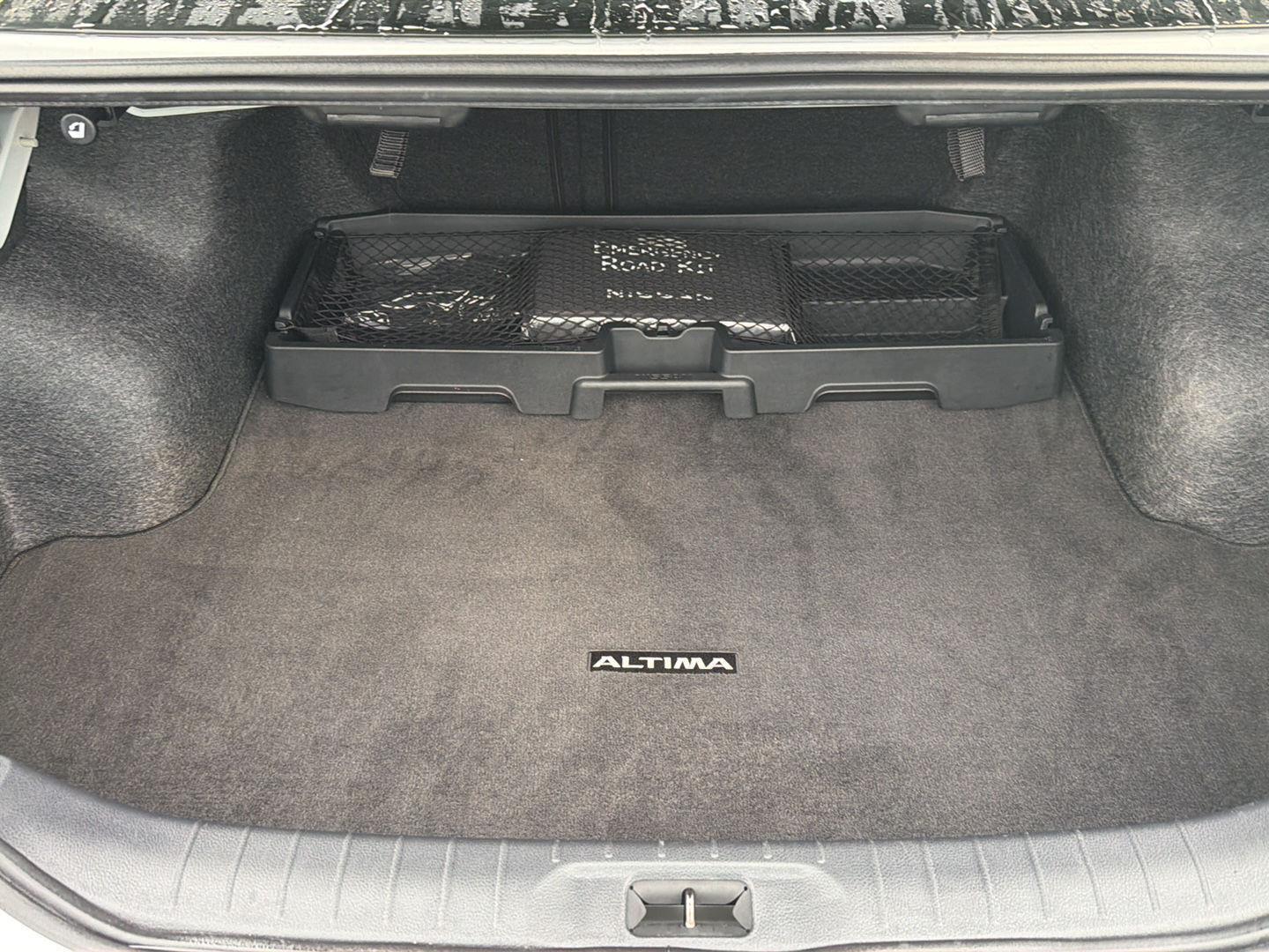 Used 2023 Nissan Altima Sedan