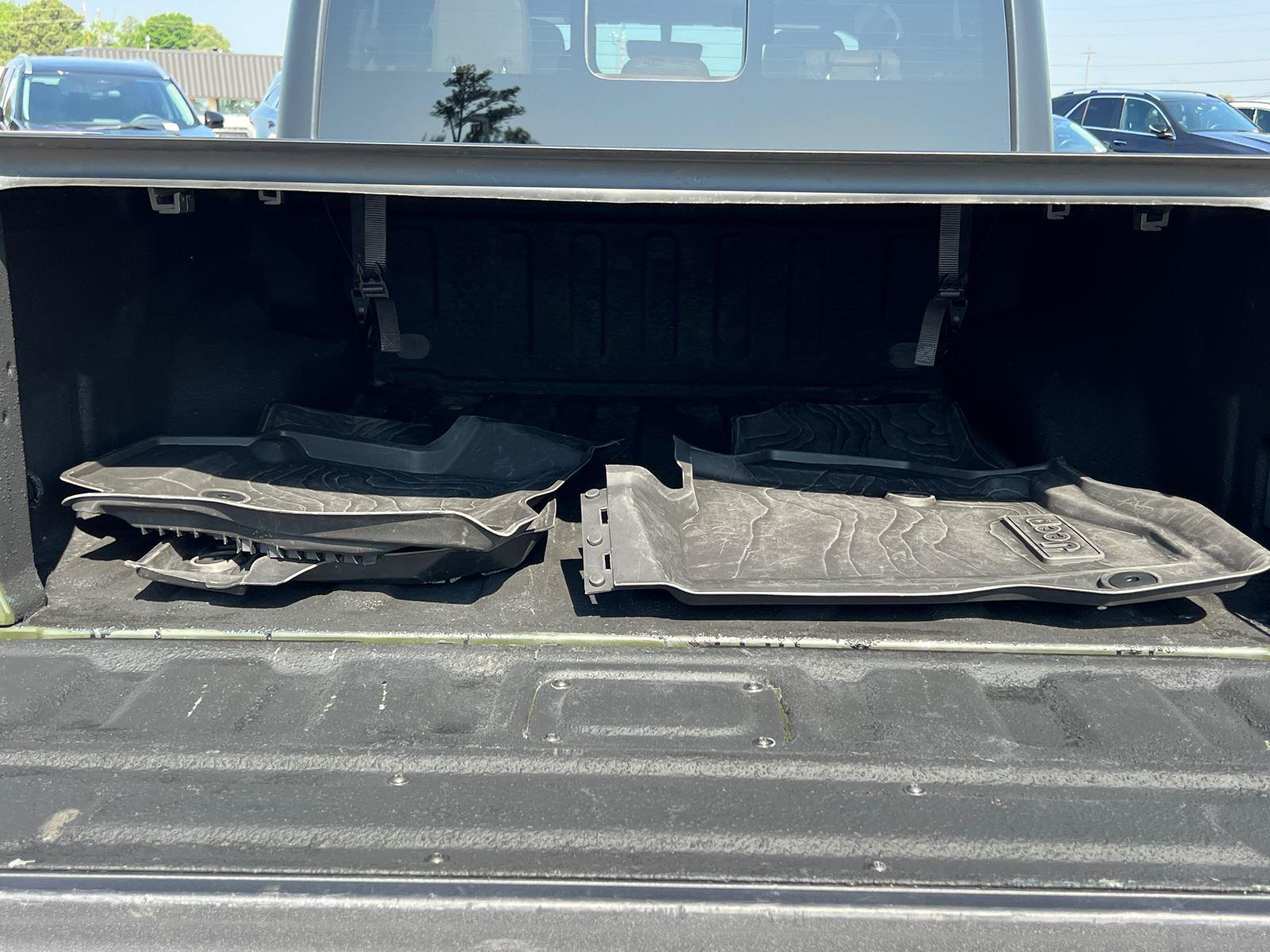 Used 2023 Jeep Gladiator Truck