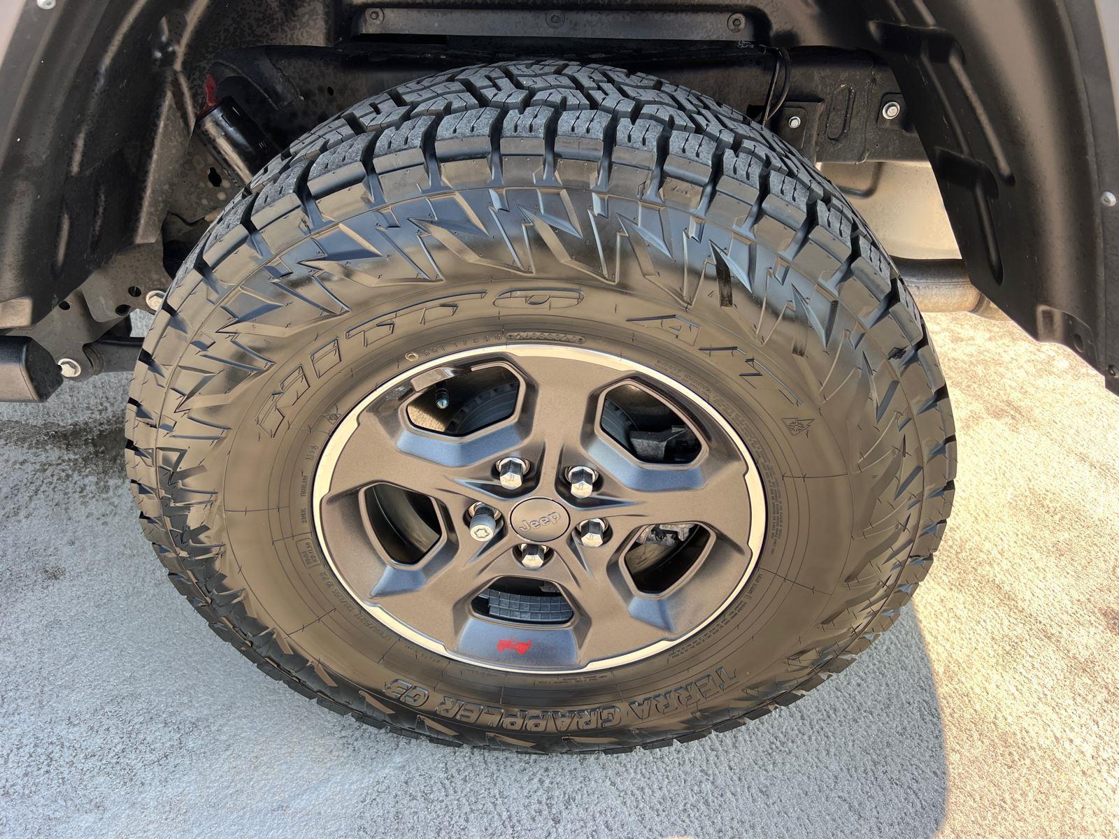 Used 2023 Jeep Gladiator Truck
