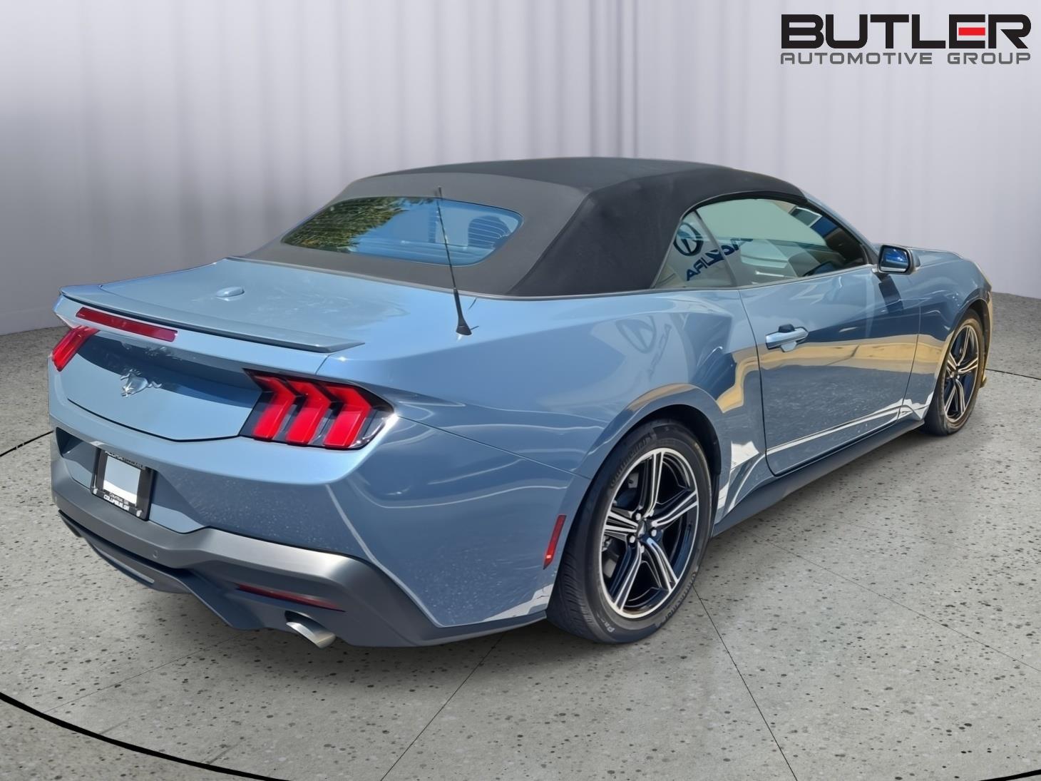 Used 2025 Ford Mustang Convertible