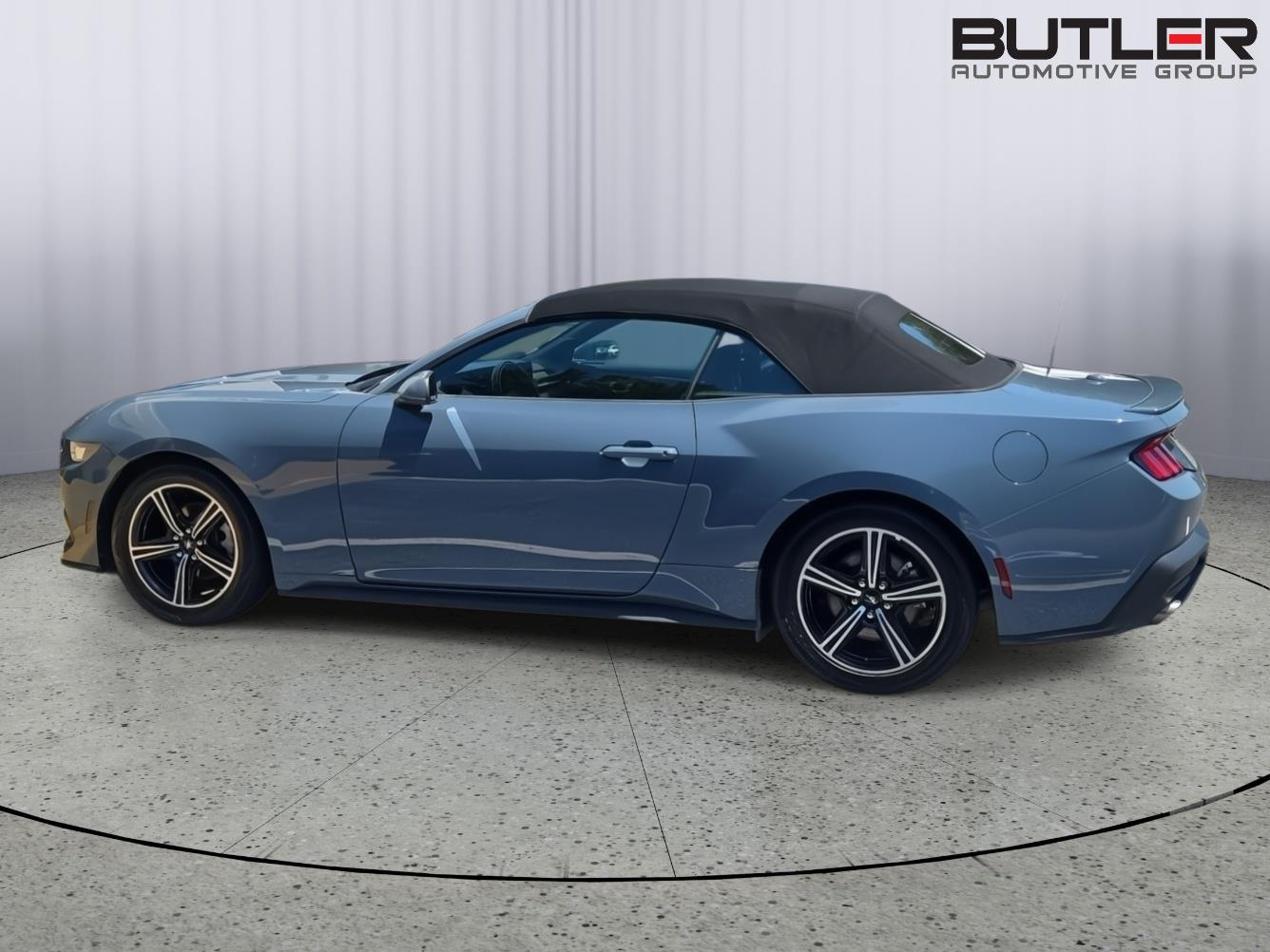 Used 2025 Ford Mustang Convertible