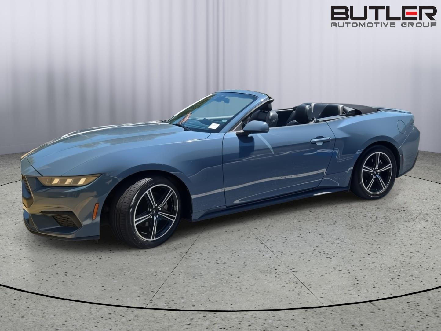 Used 2025 Ford Mustang Convertible