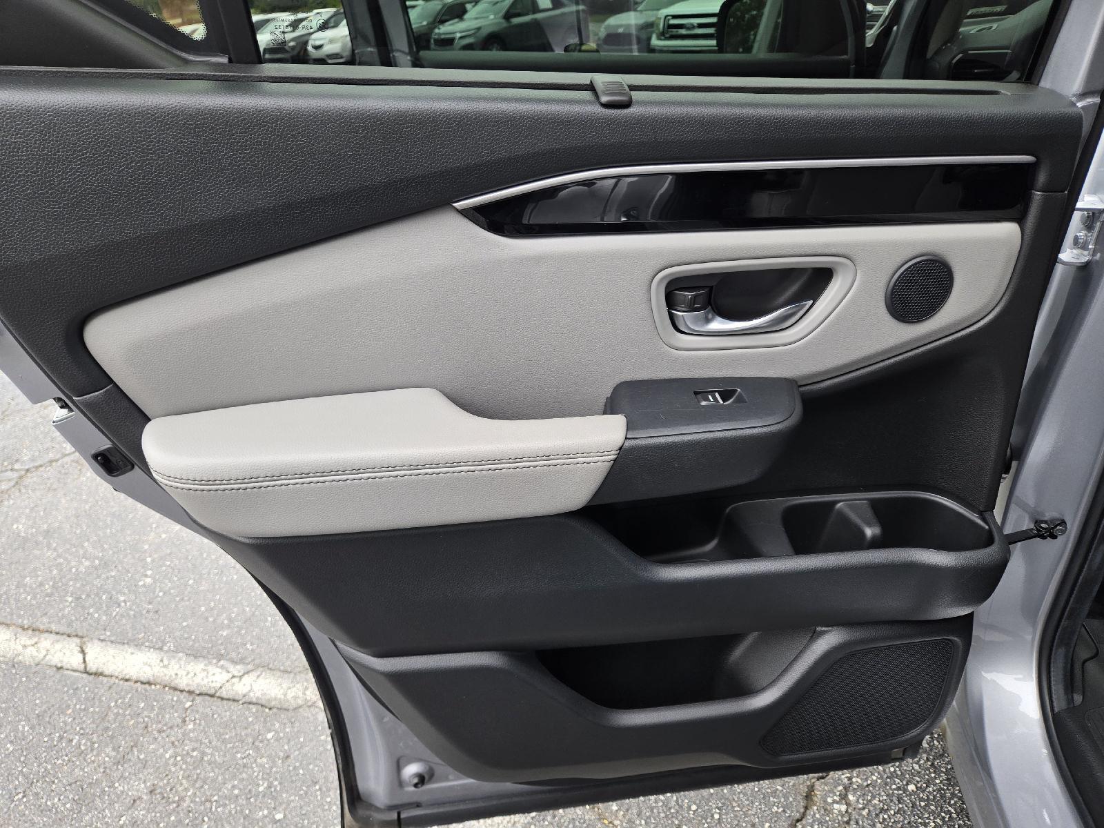 Used 2024 Honda Pilot SUV