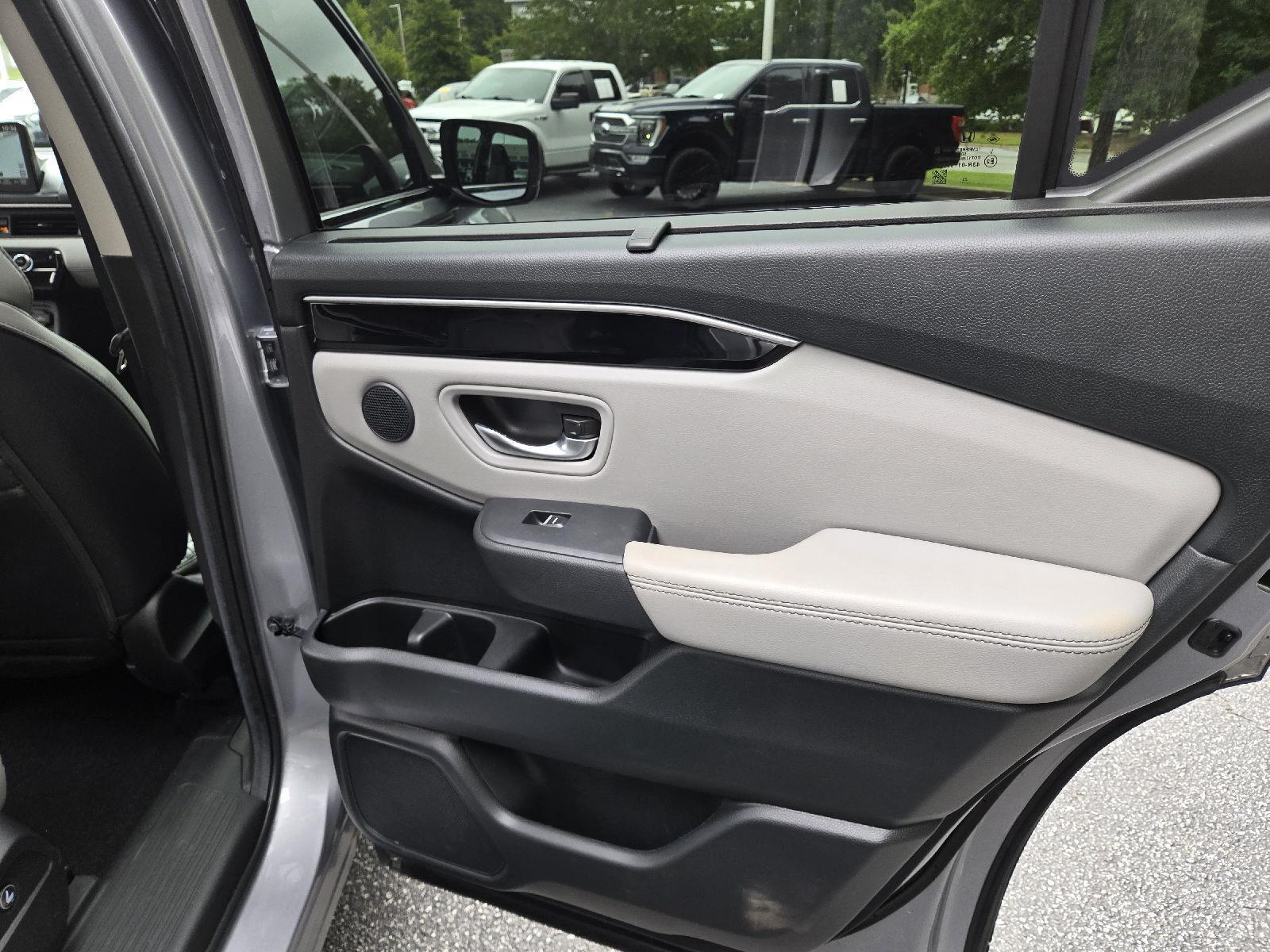 Used 2024 Honda Pilot SUV