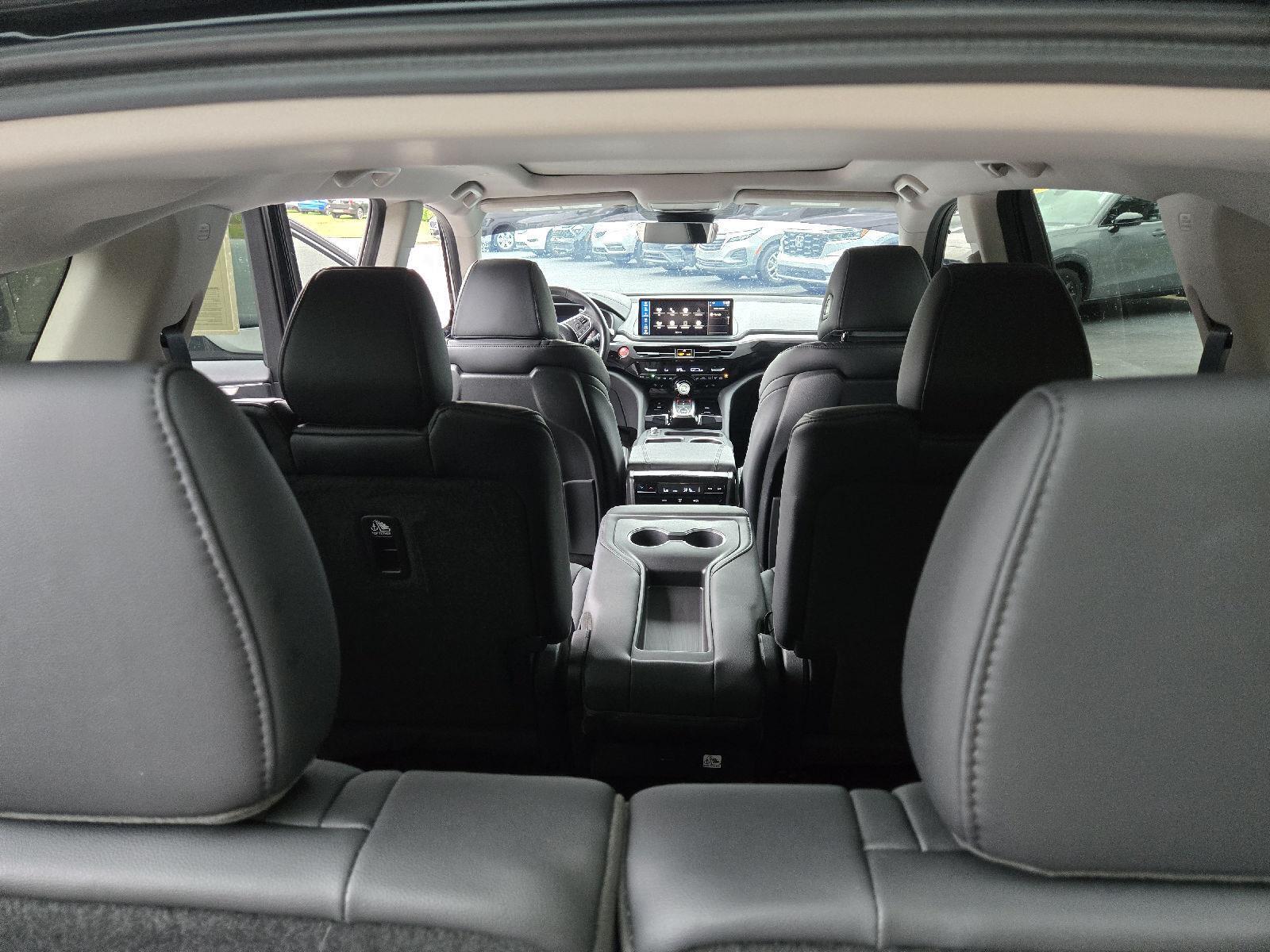Used 2025 Acura MDX SUV