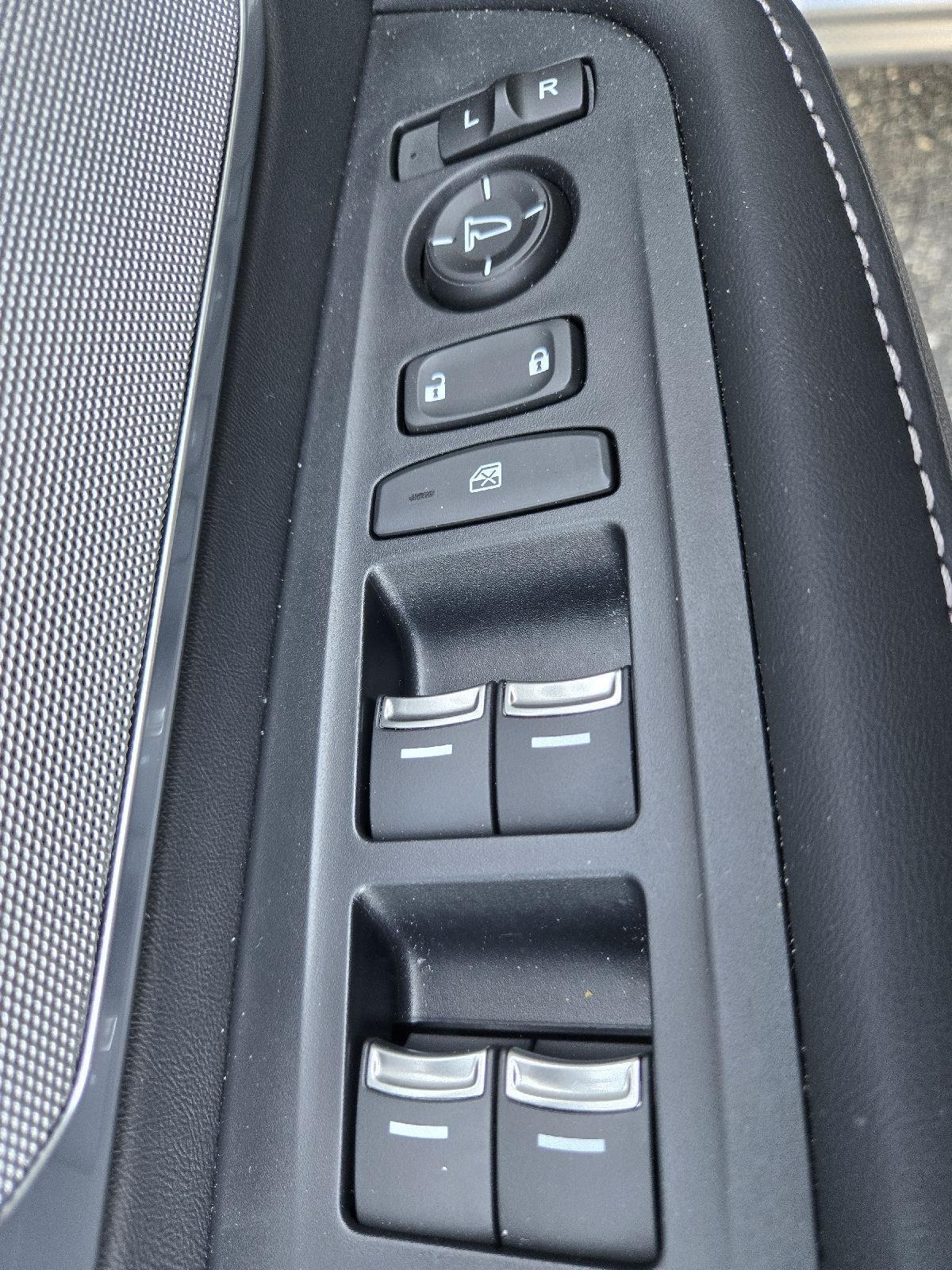 Used 2025 Acura RDX Sedan