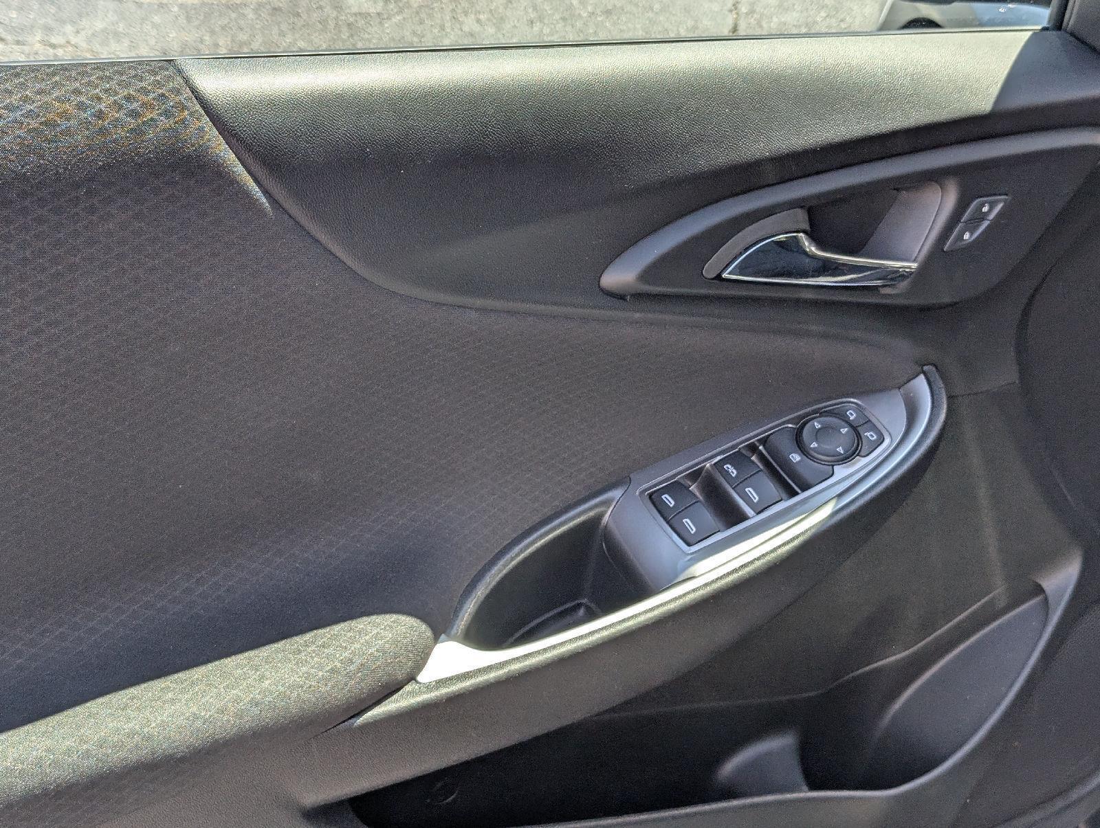 Used 2025 Chevrolet Malibu Sedan
