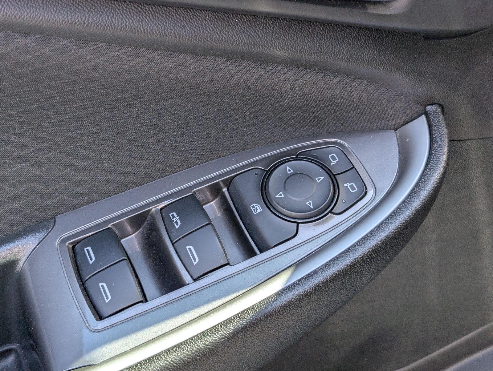 Used 2025 Chevrolet Malibu Sedan