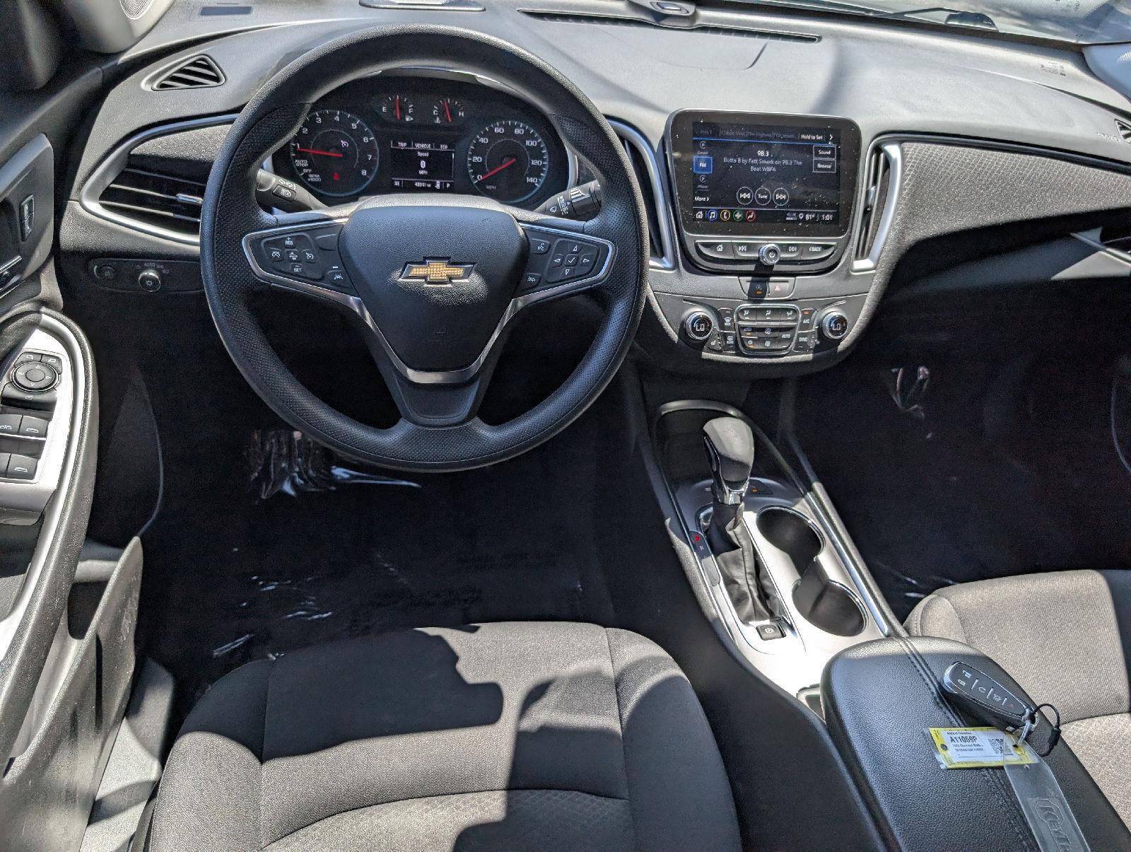 Used 2025 Chevrolet Malibu Sedan