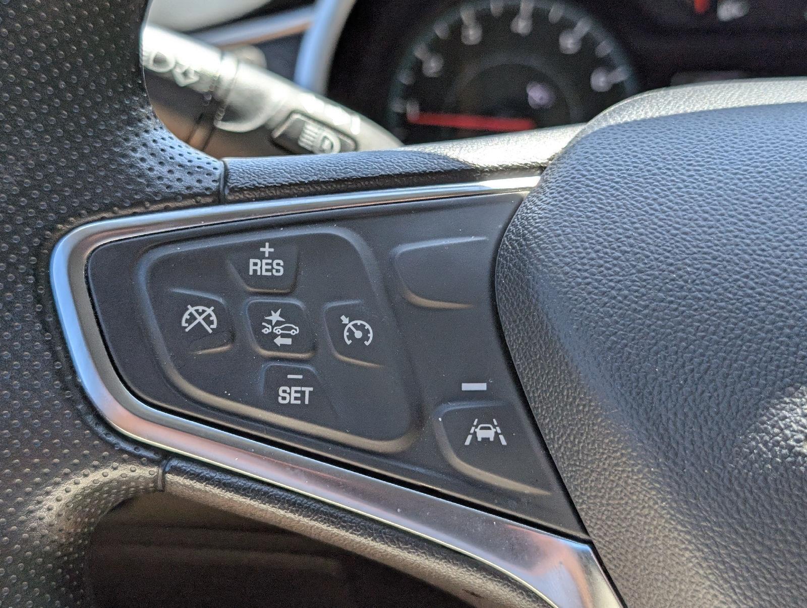 Used 2025 Chevrolet Malibu Sedan