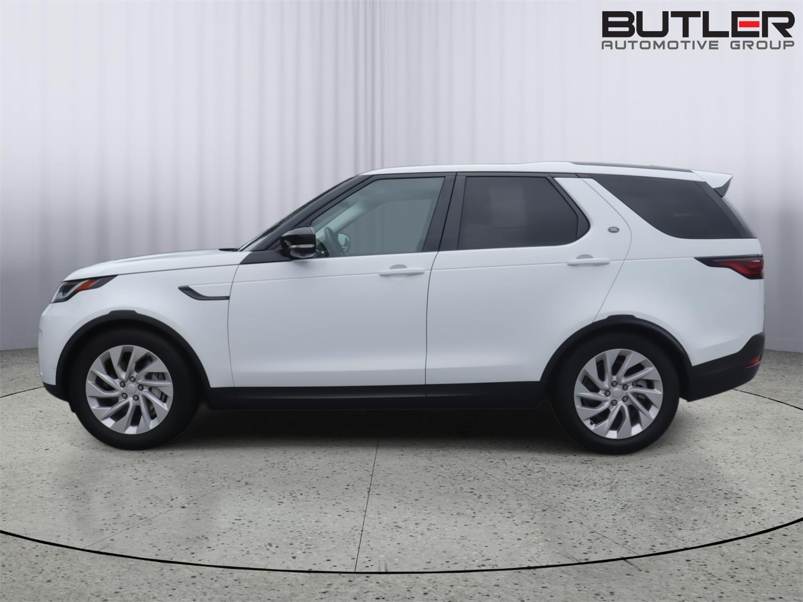 Used 2024 Land rover Discovery SUV